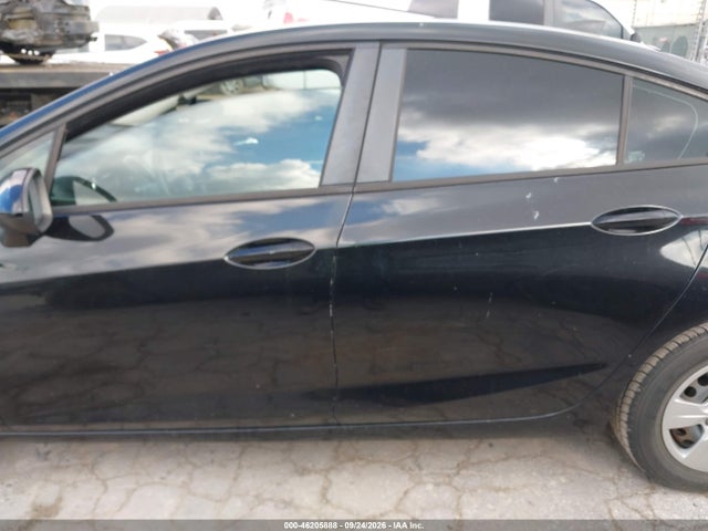 Aukcja sprzedaży 2018 Chevrolet Cruze Ls Auto, vin: 1G1BC5SM7J7111434, numer aukcji: 46205888