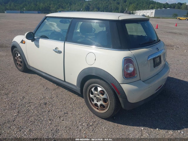 Продаж на аукціоні авто 2013 Mini Hardtop Cooper, vin: WMWSU3C54DT370374, номер лоту: 46205894