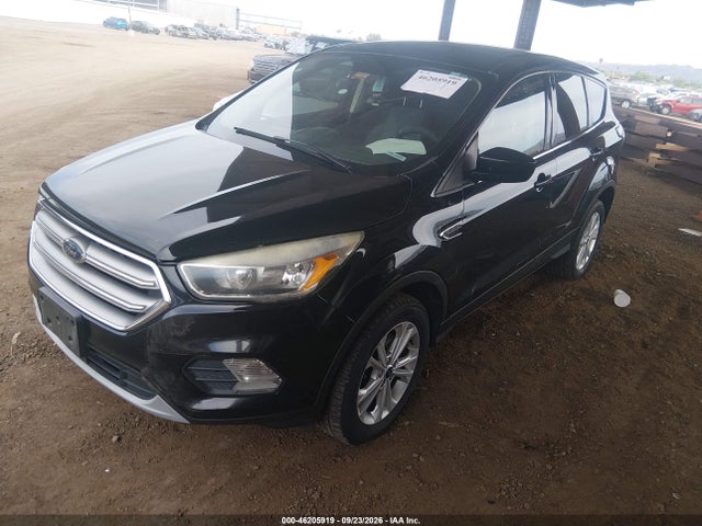 Ford ESCAPE SE 2017 1FMCU9GD9HUE41625 Image 2