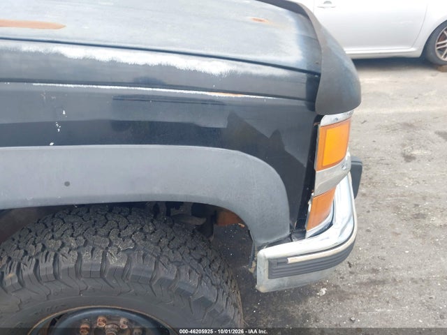 Aukcja sprzedaży 1994 Chevrolet Suburban K2500, vin: 1GNGK26K7RJ406479, numer aukcji: 46205925