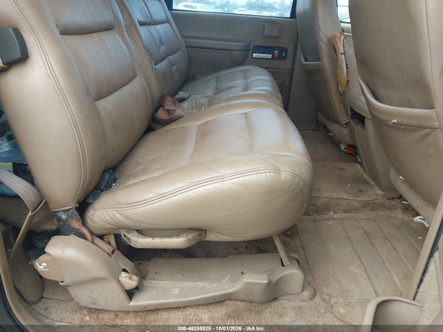 Aukcja sprzedaży 1994 Chevrolet Suburban K2500, vin: 1GNGK26K7RJ406479, numer aukcji: 46205925