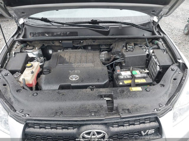 Auction sale of the 2011 Toyota Rav4 Sport V6, vin: JTMRK4DV8B5104675, lot number: 46205927