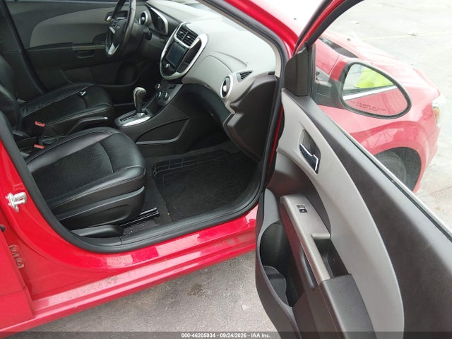 46205934 :رقم المزاد ، 1G1JF5SB6H4120736 vin ، 2017 Chevrolet Sonic Premier Auto مزاد بيع