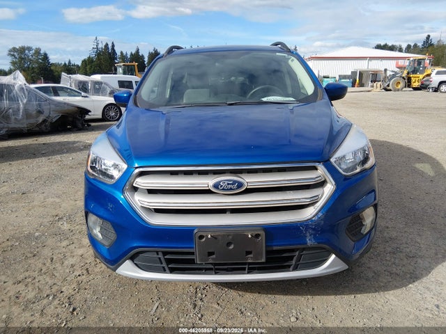 2018 Ford Escape Se მანქანა იყიდება აუქციონზე, vin: 1FMCU9GD0JUD31116, აუქციონის ნომერი: 46205958