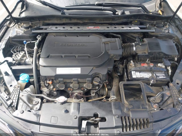 46205979 :رقم المزاد ، 1HGCR3F94HA039532 vin ، 2017 Honda Accord Touring V6 مزاد بيع