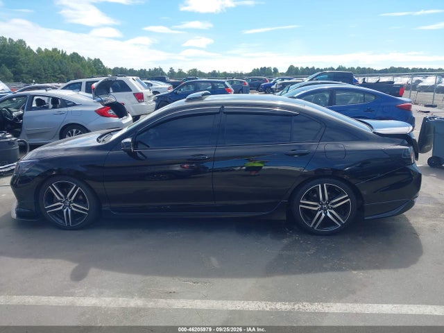 46205979 :رقم المزاد ، 1HGCR3F94HA039532 vin ، 2017 Honda Accord Touring V6 مزاد بيع