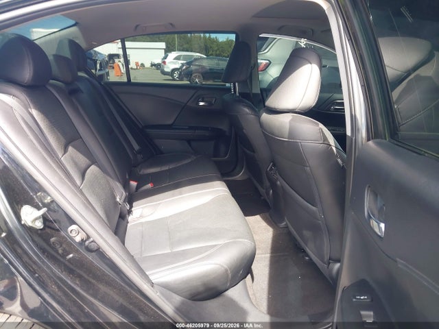 46205979 :رقم المزاد ، 1HGCR3F94HA039532 vin ، 2017 Honda Accord Touring V6 مزاد بيع