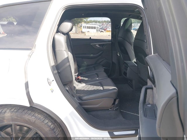 2021 Audi Sq7 Prestige Tfsi Quattro Tiptronic მანქანა იყიდება აუქციონზე, vin: WA1VWBF7XMD039031, აუქციონის ნომერი: 46205984