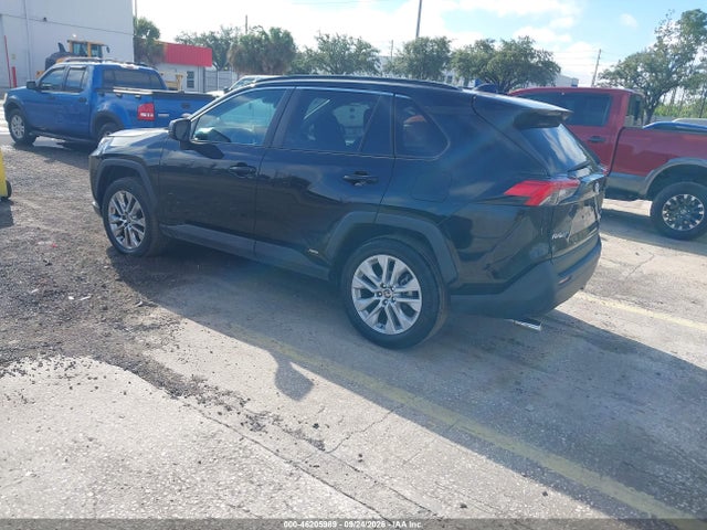 46205989 :رقم المزاد ، 2T3LWRFV2RW222390 vin ، 2024 Toyota Rav4 Hybrid Le مزاد بيع