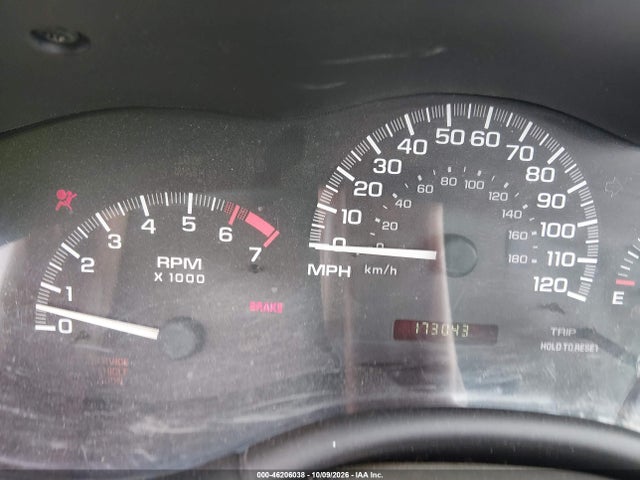46206038 :رقم المزاد ، 1G1ND52F75M120931 vin ، 2005 Chevrolet Classic مزاد بيع