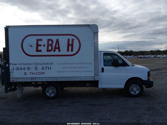 46206055 :رقم المزاد ، 1GB0G2CA1D1194098 vin ، 2013 Chevrolet Express Commercial Cutaway Work Van مزاد بيع