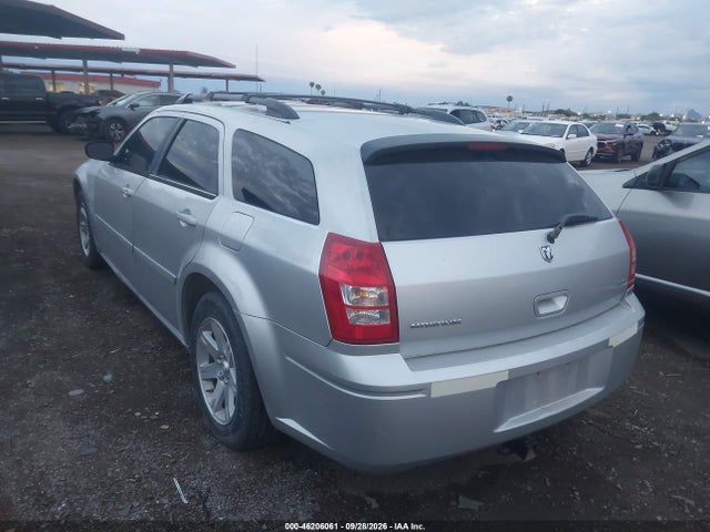 46206061 :رقم المزاد ، 2D8FV48V55H570342 vin ، 2005 Dodge Magnum Se مزاد بيع