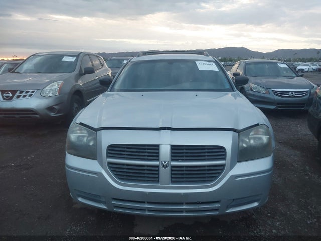 46206061 :رقم المزاد ، 2D8FV48V55H570342 vin ، 2005 Dodge Magnum Se مزاد بيع
