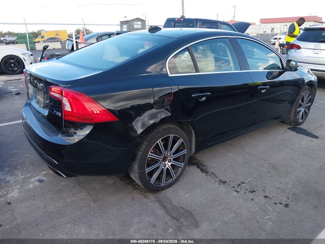46206175 :رقم المزاد ، LYV402HK2JB172361 vin ، 2018 Volvo S60 Inscription T5 مزاد بيع