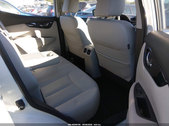 46206198 :رقم المزاد ، JN1BJ1CP0HW008292 vin ، 2017 Nissan Rogue Sport Sl مزاد بيع