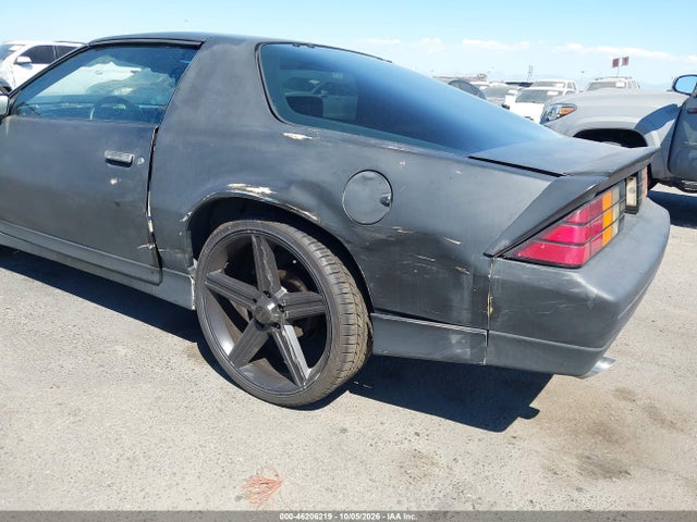 46206219 :رقم المزاد ، 1G1FP21E4KL105338 vin ، 1989 Chevrolet Camaro مزاد بيع