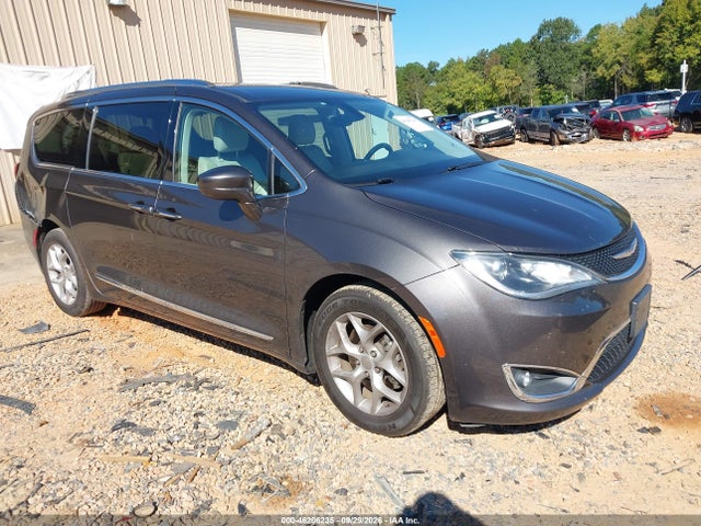 46206235 :رقم المزاد ، 2C4RC1BG9JR270897 vin ، 2018 Chrysler Pacifica Touring L مزاد بيع