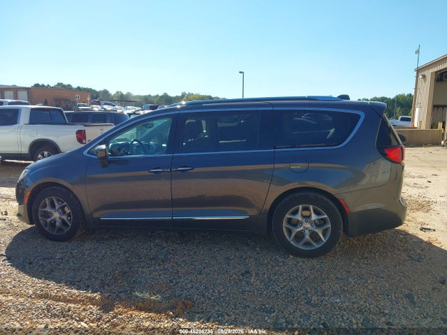 46206235 :رقم المزاد ، 2C4RC1BG9JR270897 vin ، 2018 Chrysler Pacifica Touring L مزاد بيع