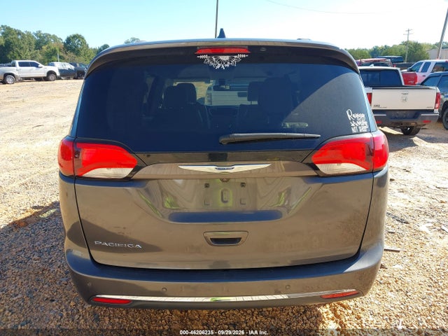 46206235 :رقم المزاد ، 2C4RC1BG9JR270897 vin ، 2018 Chrysler Pacifica Touring L مزاد بيع