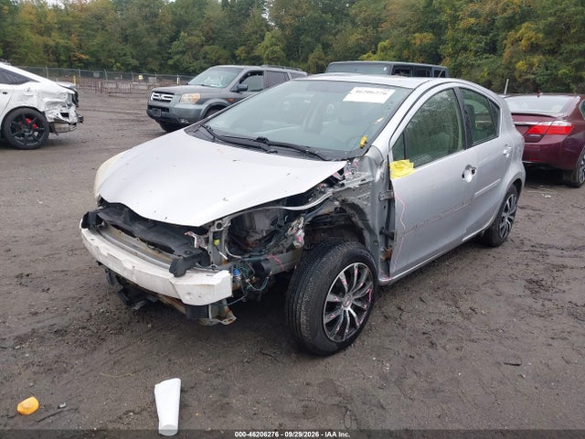 2012 Toyota Prius C One მანქანა იყიდება აუქციონზე, vin: JTDKDTB34C1516835, აუქციონის ნომერი: 46206276