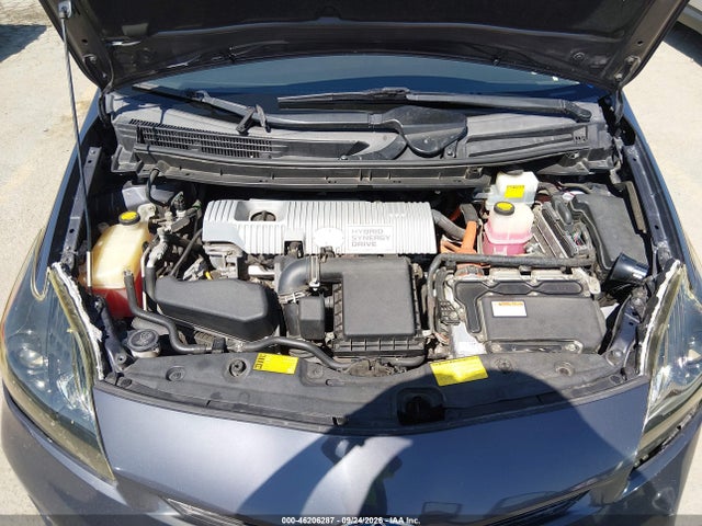 Toyota Prius Three 2014 JTDKN3DU1E1745592 Image 10