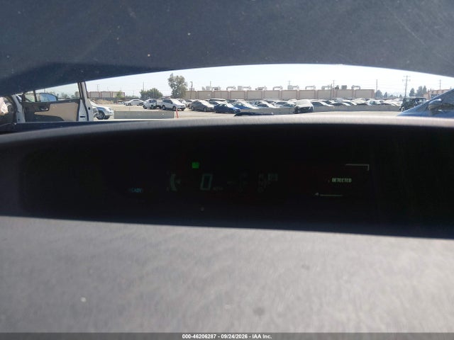 Toyota Prius Three 2014 JTDKN3DU1E1745592 Image 7