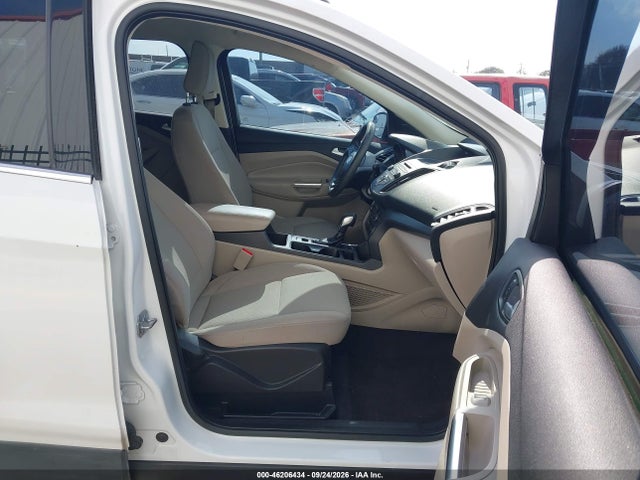 46206434 :رقم المزاد ، 1FMCU0GD0JUC34414 vin ، 2018 Ford Escape Se مزاد بيع