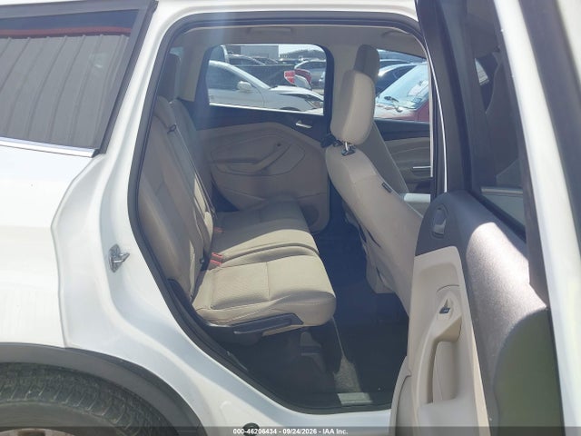 46206434 :رقم المزاد ، 1FMCU0GD0JUC34414 vin ، 2018 Ford Escape Se مزاد بيع
