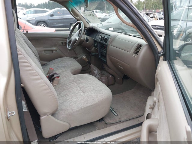 46206479 :رقم المزاد ، 5TENL42N92Z072024 vin ، 2002 Toyota Tacoma مزاد بيع