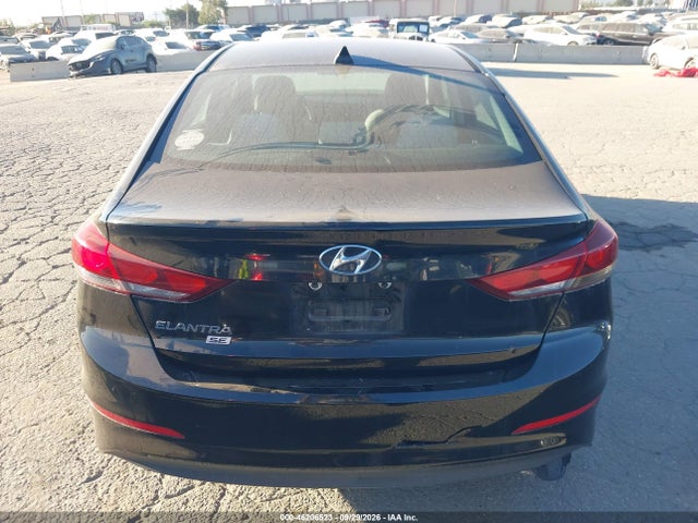 Hyundai ELANTRA SE 2017 5NPD74LF0HH158647 Image 17