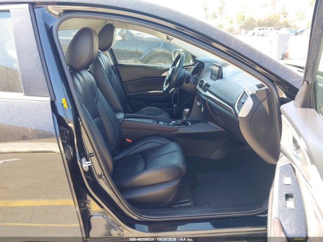 Продажа на аукционе авто 2018 Mazda Mazda3 Touring, vin: 3MZBN1V34JM201463, номер лота: 46206534