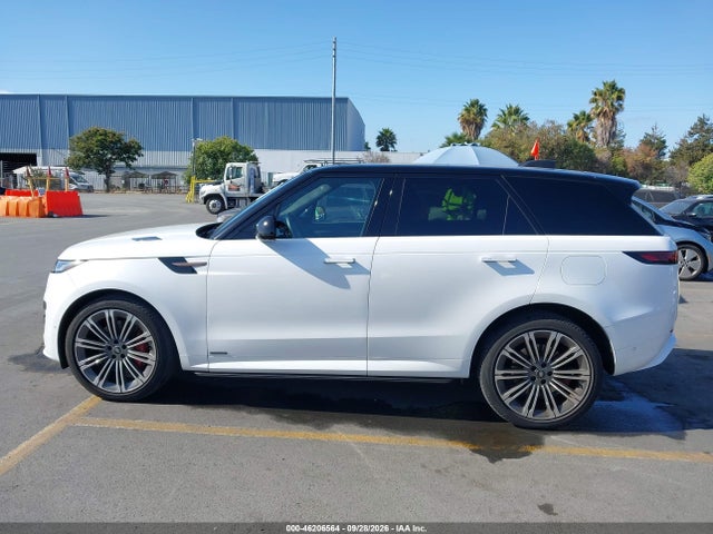 Продаж на аукціоні авто 2024 Land Rover Range Rover Sport Autobiography, vin: SAL119F48RA403269, номер лоту: 46206564