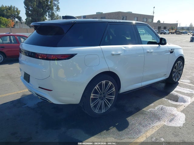 Продаж на аукціоні авто 2024 Land Rover Range Rover Sport Autobiography, vin: SAL119F48RA403269, номер лоту: 46206564