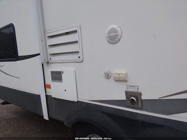 Coachmen Other 2014 5ZT3CLTB5EA309126 Image 16