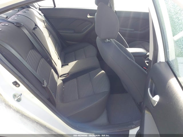 46206590 :رقم المزاد ، 3KPFL4A71HE011063 vin ، 2017 Kia Forte Lx مزاد بيع