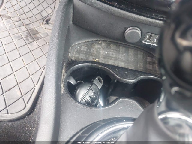46206613 :رقم المزاد ، WMWLN5C55G2B34715 vin ، 2016 Mini Clubman Cooper مزاد بيع