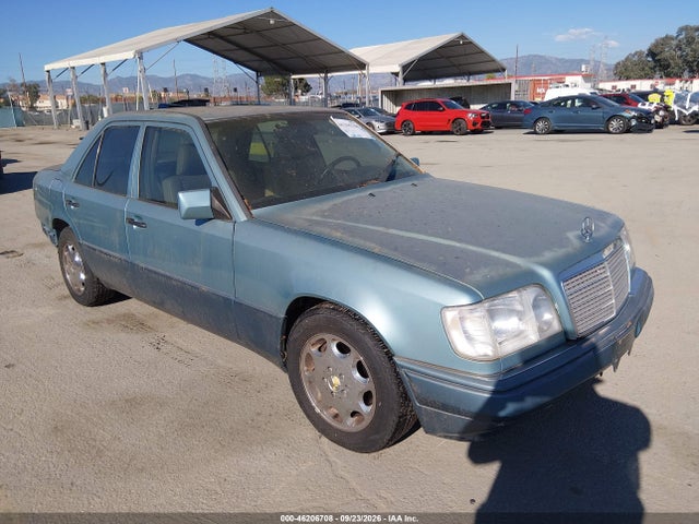 46206708 :رقم المزاد ، WDBEA32E4RC049340 vin ، 1994 Mercedes-benz E 320 مزاد بيع