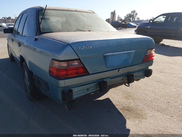 46206708 :رقم المزاد ، WDBEA32E4RC049340 vin ، 1994 Mercedes-benz E 320 مزاد بيع