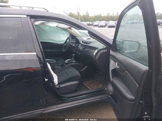 Продажа на аукционе авто 2015 Nissan Rogue Sv, vin: 5N1AT2ML5FC851824, номер лота: 46206718