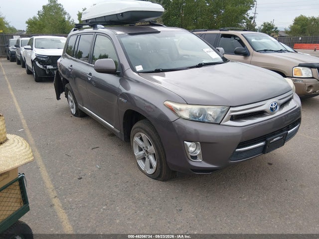 2013 Toyota Highlander Hybrid Base V6 მანქანა იყიდება აუქციონზე, vin: JTEBC3EH8D2015268, აუქციონის ნომერი: 46206734