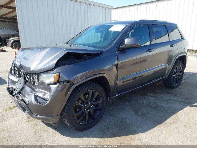 46206744 :رقم المزاد ، 1C4RJEAG4JC382885 vin ، 2018 Jeep Grand Cherokee Altitude 4x2 مزاد بيع