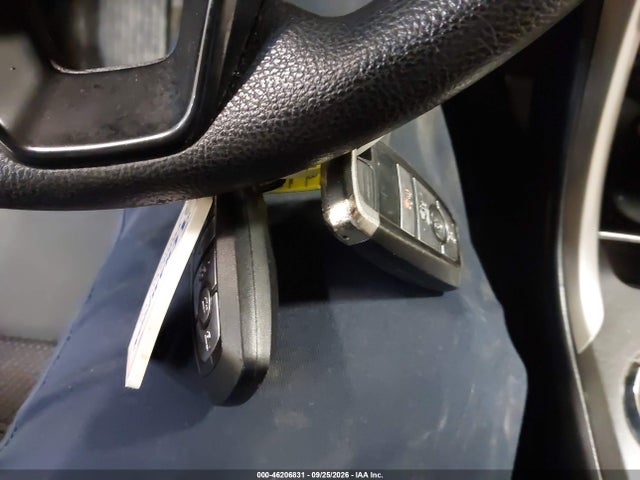46206831 :رقم المزاد ، 3FA6P0H71JR127774 vin ، 2018 Ford Fusion Se مزاد بيع