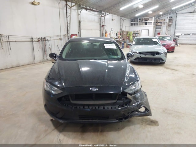 46206831 :رقم المزاد ، 3FA6P0H71JR127774 vin ، 2018 Ford Fusion Se مزاد بيع