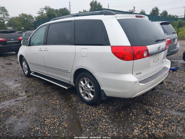 Продажа на аукционе авто 2006 Toyota Sienna Xle Limited, vin: 5TDBA22C46S058367, номер лота: 46206847