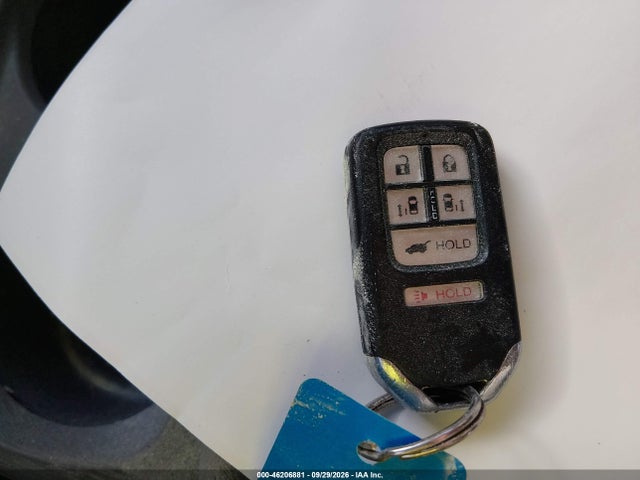 46206881 :رقم المزاد ، 5FNRL5H60HB024851 vin ، 2017 Honda Odisea Ex-l مزاد بيع
