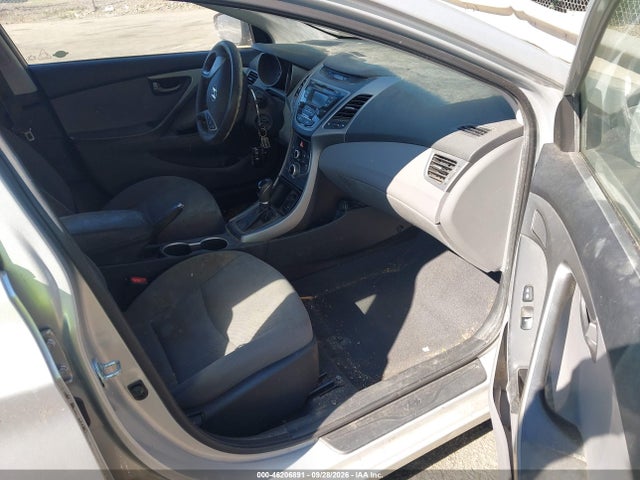46206891 :رقم المزاد ، 5NPDH4AEXGH740681 vin ، 2016 Hyundai Elantra Se مزاد بيع