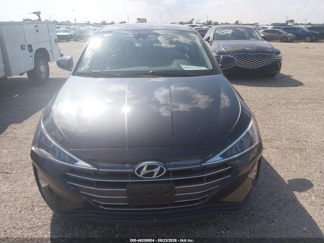 2020 Hyundai Elantra Se მანქანა იყიდება აუქციონზე, vin: 5NPD74LF4LH613850, აუქციონის ნომერი: 46206904