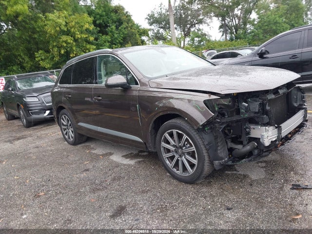 46206918 :رقم المزاد ، WA1LHAF72KD038321 vin ، 2019 Audi Q7 45 Premium/45 Se Premium مزاد بيع