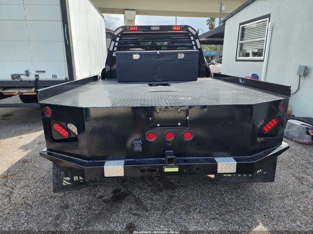 46206979 :رقم المزاد ، 1GB4YSEY0NF334302 vin ، 2022 Chevrolet Silverado 3500hd Chassis Work Truck مزاد بيع