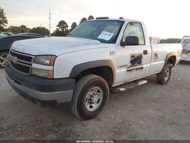 Продажа на аукционе авто 2006 Chevrolet Silverado 2500hd Work Truck, vin: 1GCHC24U06E184676, номер лота: 46206986